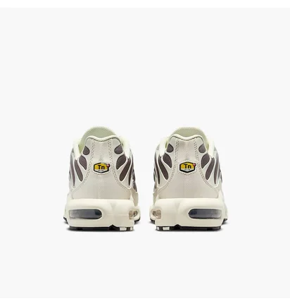 Кросівки чоловічі Nike Air Max Plus Beige DM0032-106