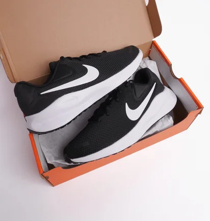 Кросівки чоловічі Nike Revolution 7 Black FB2207-001