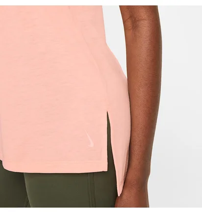 Майка женская Nike Yoga Layer Tank Peach CQ8826-800