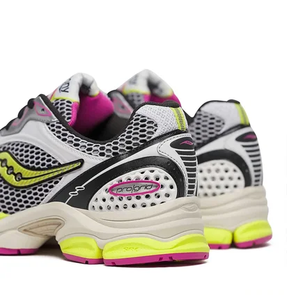 Кросівки унісекс Saucony Progrid Triumph 4 White S70704-14