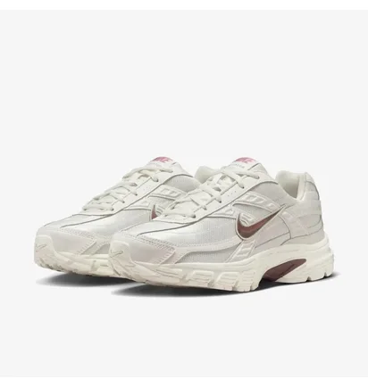Кросівки жіночі Nike Initiator Beige 394053-007