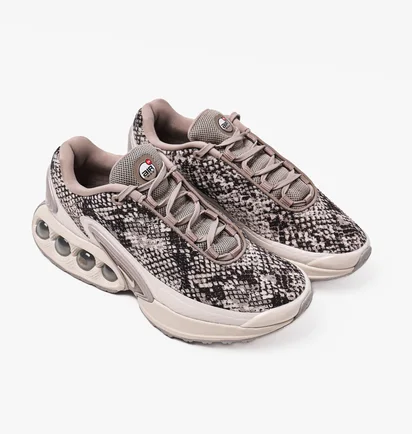 Кроссовки женские Nike Air Max Dn Premium Beige HF5512-200