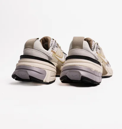 Кросівки жіночі Nike V2K Run Beige/Grey HJ7245-100