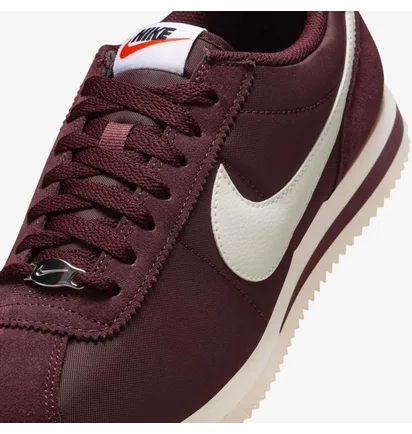 Кросівки жіночі Nike Cortez Bordo DZ2795-605