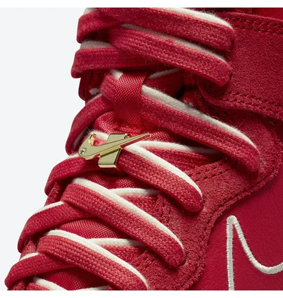 Кросівки чоловічі Nike Dunk High Se Red DH0960-600