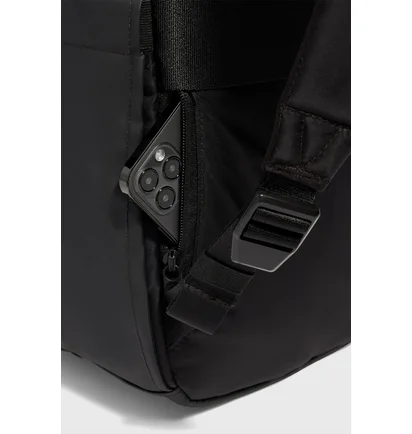 Рюкзак жіночий Under Armour Studio Spirit Black 1388928-001