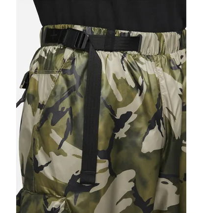 Штани чоловічі Nike Sportswear Tech Pack Camo/Green Dv4470-351