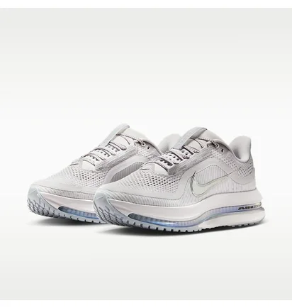 Кросівки жіночі Nike Pegasus Premium WomenS Road Running Shoes Grey HQ2593-005