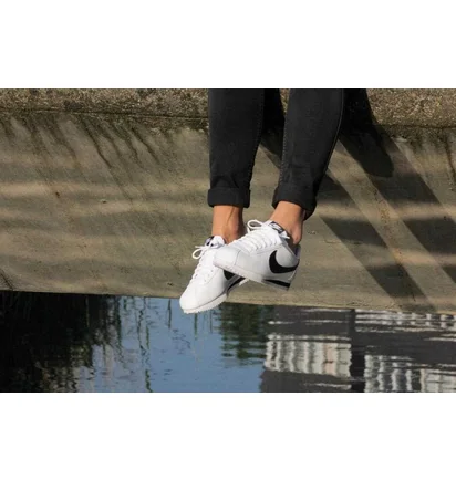 Кросівки жіночі Nike Wmns Classic Cortez Leather White 807471-101