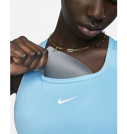 Топ женский Nike Swoosh WomenS Medium-Support 1-Piece Pad Sports Bra Light Blue BV3636-416