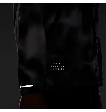 Ветровка мужская Nike Run Div Aop Multi HJ4142-010