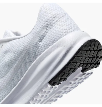 Кроссовки мужские Nike Run Defy White HM9594-100