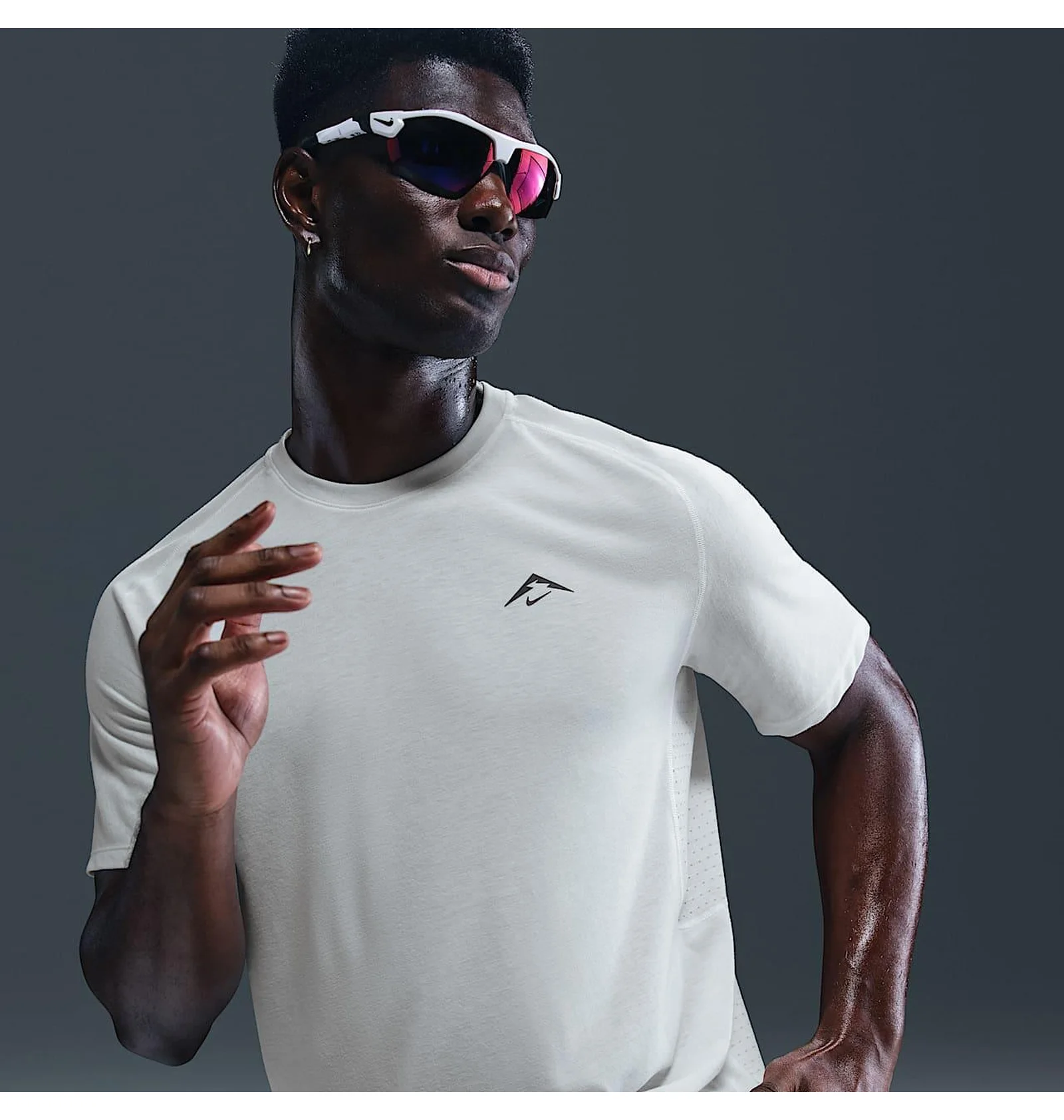 ᐉ Футболка чоловіча Nike Solar Chase Dri-Fit Adv White HJ3580-121