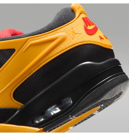 Кросівки чоловічі Air Jordan 4 Rm Orange/Black FQ7939-007
