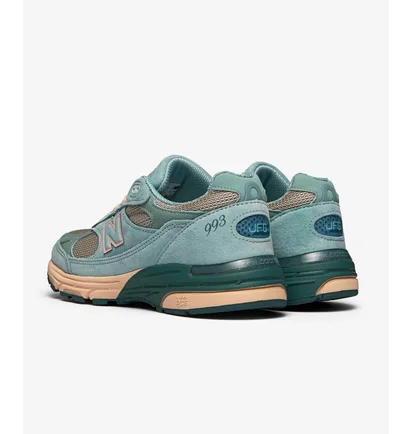 Кросівки чоловічі New Balance 993 V1 Made In Usa X Joe Freshgoods Light Blue MR993JF1