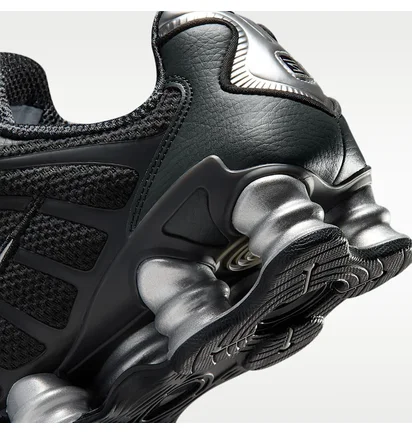Кроссовки женские Nike Shox Tl WomenS Shoes Black IH2559-001