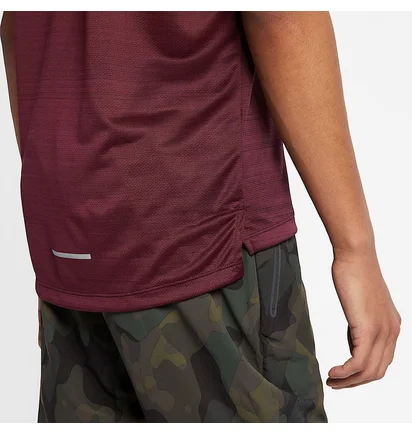 Футболка чоловіча Nike Dri Fit Miler Running Top Ss Bordo AJ7565-681