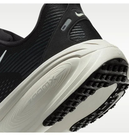Кроссовки мужские Nike Vomero 18 Black IF0514-002