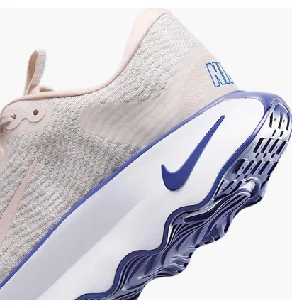 Кроссовки женские Nike Motiva Beige DV1237-103
