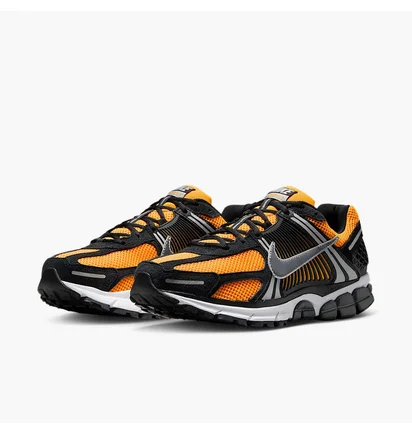 Кросівки чоловічі Nike Zoom Vomero 5 Black/Orange IF6211-700