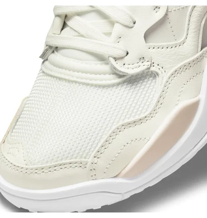 Кроссовки женские Air Jordan Ma2 Beige CW5992-181