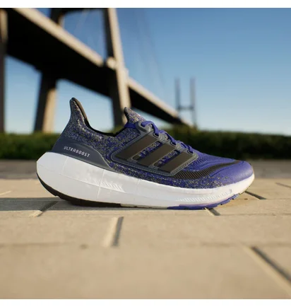 Кроссовки мужские Adidas Ultraboost Light Blue ID3276