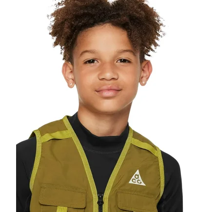 Жилетка дитяча Nike Acg Older Utility Gilet Olive FB1303-368