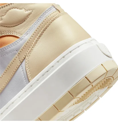 Кроссовки женские Air Jordan 1 Elevate High Beige/White DN3253-200
