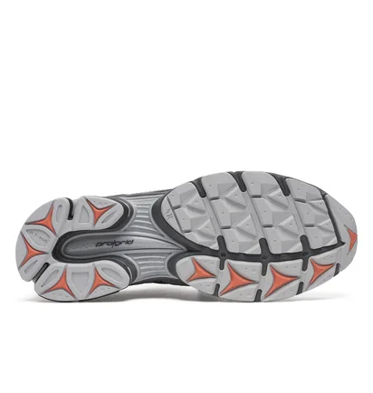 Кросівки чоловічі Saucony Progrid Triumph 4 Grey/Black S70937-1