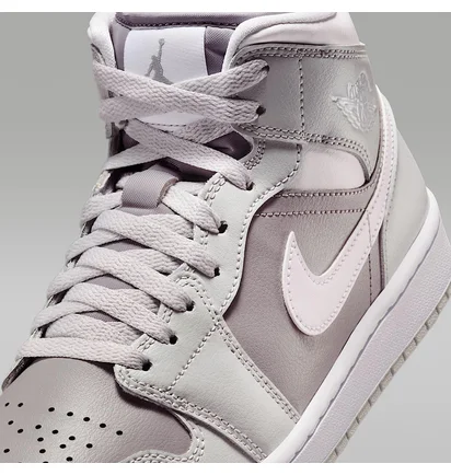 Кроссовки женские Air Jordan 1 Mid Grey/Brown BQ6472-008