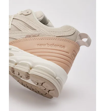 Кроссовки мужские New Balance 1906R Beige M1906FD