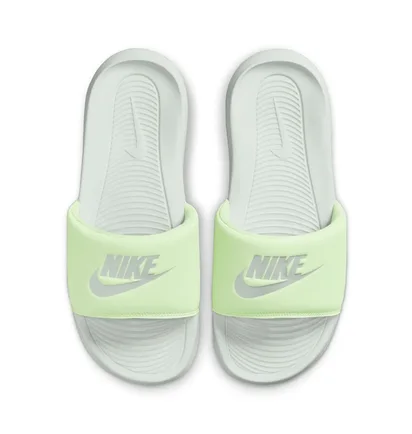 Тапочки женские Nike Victori One Green CN9677-010