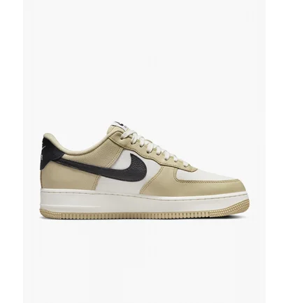 Кроссовки мужские Nike Air Force 1 07 Lx Beige/White DV7186-700