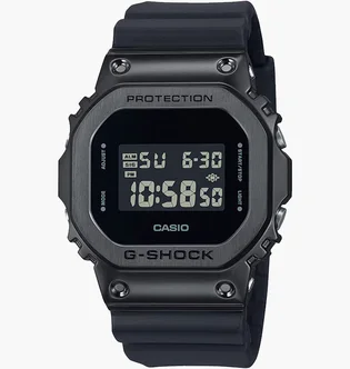 Часы мужские Casio G-Shock GM-5600UB-1