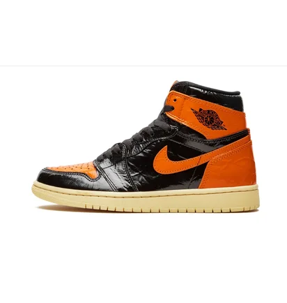 Кроссовки мужские Air Jordan 1 Retro High Og Black/Orange 555088-028