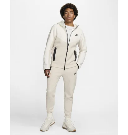 Штаны мужские Nike Sportswear Tech Fleece Beige FB8002-104
