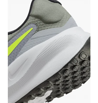 Кросівки чоловічі Nike Revolution 7 Road Running Shoes Grey FB2207-002