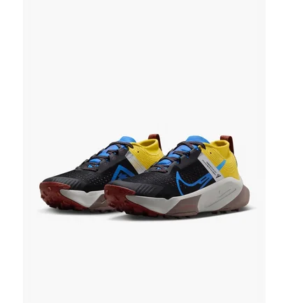 Кросівки жіночі Nike Zegama Trail Running Shoes Black/Yellow DH0625-003