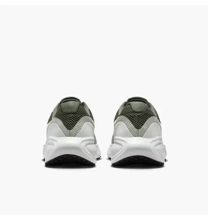 Кросівки чоловічі Nike Revolution 8 Olive HJ9198-303