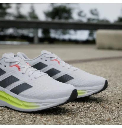 Кросівки чоловічі Adidas Adistar 3 White IE8222