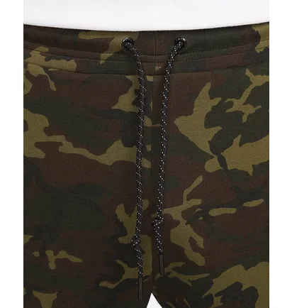 Штани чоловічі Nike Sportswear Tech Fleece Og Camo/Green FN3925-355