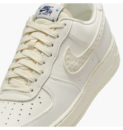 Кроссовки женские Nike Air Force 1 07 Beige IH7351-010