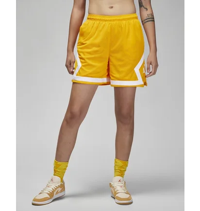 Шорты женские Air Jordan (Her)Itage Yellow DO5032-705