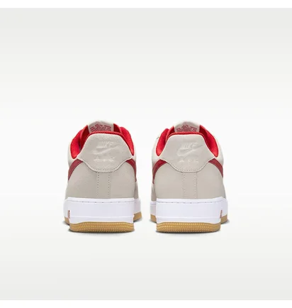 Кроссовки мужские Nike Air Force 1 07 Lv8 Beige IB6388-101