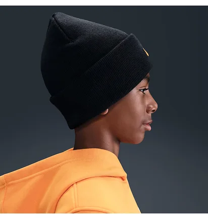 Шапка дитяча Nike Peak Futura Beanie Black HF5498-011
