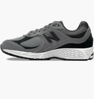 Кросівки чоловічі New Balance 2002 Grey M2002RVG