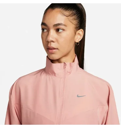 Вітровка жіноча Nike W Dri-Fit Swoosh Hbr Jkt Peach FB4694-618