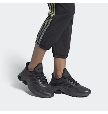 Кроссовки женские Adidas Quadcube Black EH3096