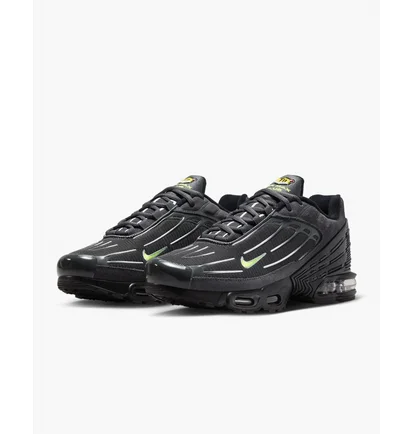 Кроссовки мужские Nike Air Max Plus 3 Black FQ2387-001