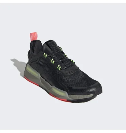 Кроссовки мужские Adidas Nmd_V3 Shoes Black/Green Gw3064